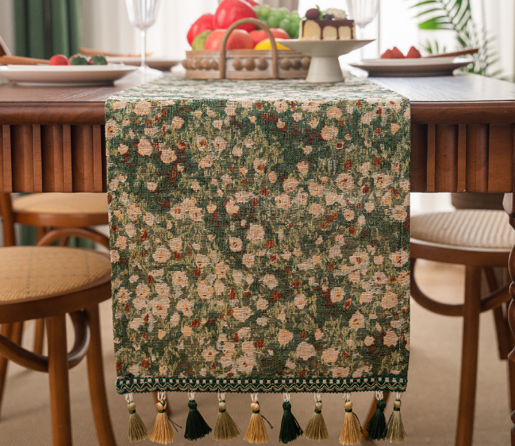 LESEE® Green pastoral flower tassel table runner - Image 5
